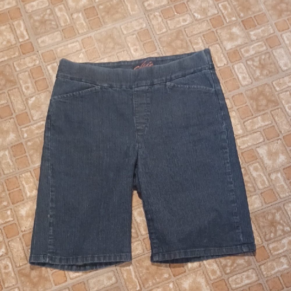 Chic Denim Blue Women's Bermudas Pull On Shorts